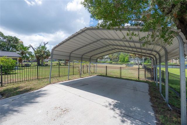6108 OAK RIDGE AVENUE, New Port Richey, FL 34653