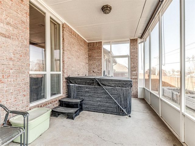 9200 Stacy Lynn Lane, Yukon, OK 73099