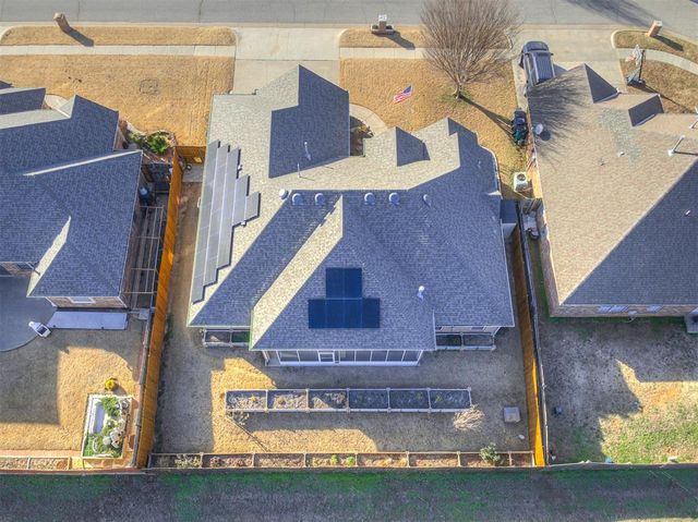 9200 Stacy Lynn Lane, Yukon, OK 73099