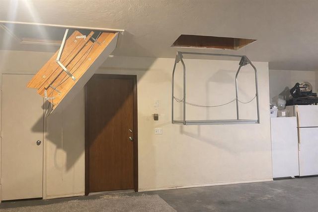 9200 Stacy Lynn Lane, Yukon, OK 73099