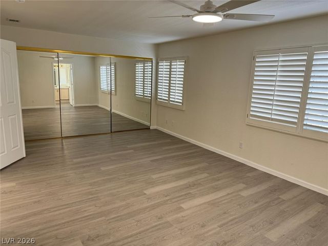 4662 Hoeker Way, Las Vegas, NV 89147