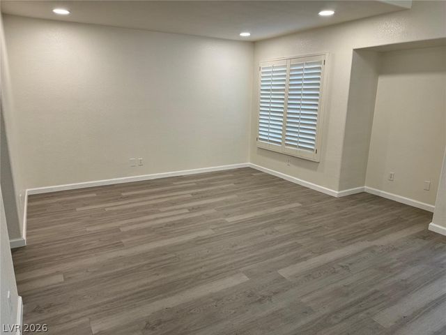 4662 Hoeker Way, Las Vegas, NV 89147