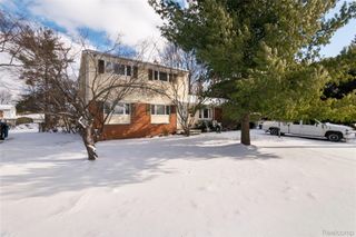 3520 Warringham Avenue, Waterford Charter Township, MI 48329