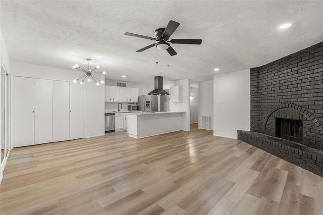 230 Tara Plantation Dr, Richmond, TX 77469