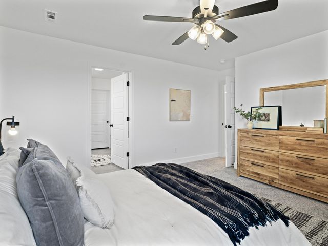 1108 W Ragweed Court, Ozark, MO 65721