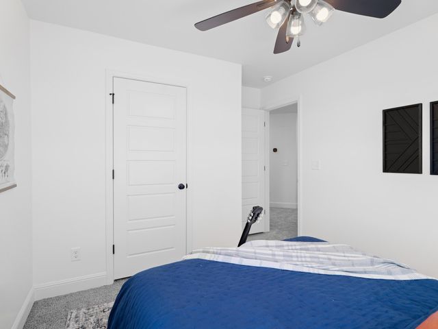 1108 W Ragweed Court, Ozark, MO 65721
