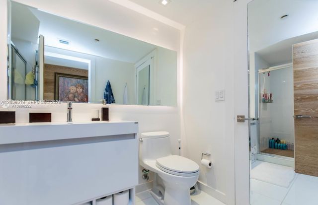 465 Brickell Avenue 2301, Miami, FL 33131