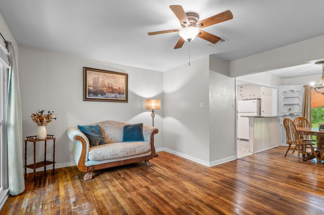 4400 Athens Avenue, Waco, TX 76710