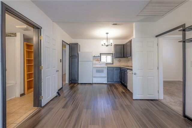 304 W South Street, Harrisonville, MO 64701