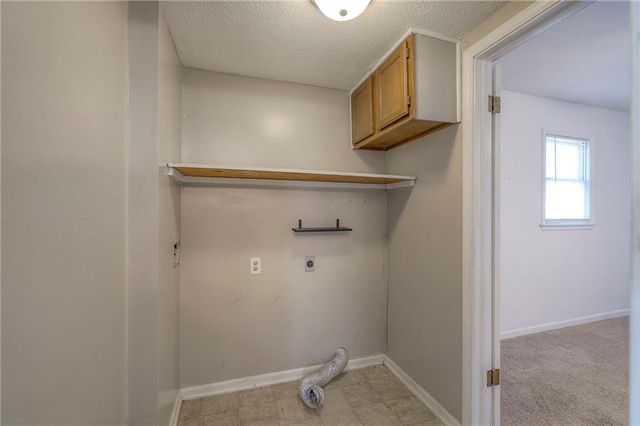 304 W South Street, Harrisonville, MO 64701