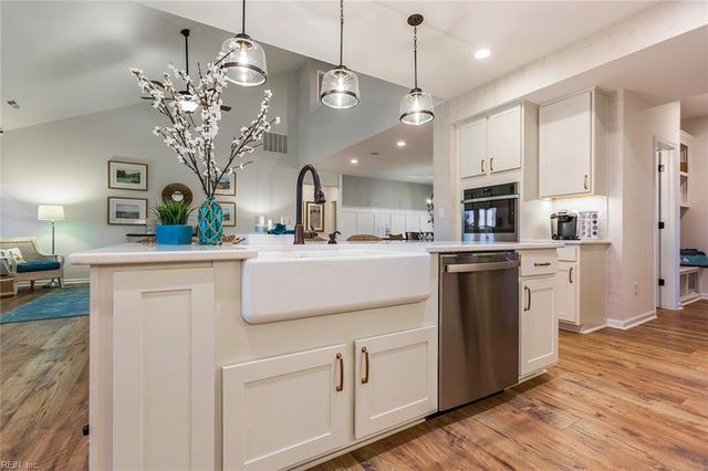 6015 Sam Callis CIR, Suffolk, VA 23435