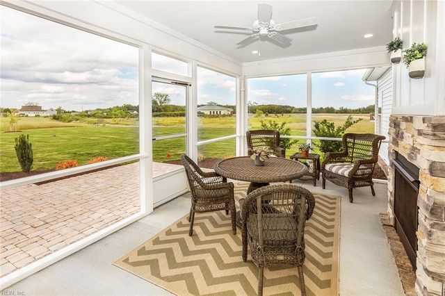 6015 Sam Callis CIR, Suffolk, VA 23435