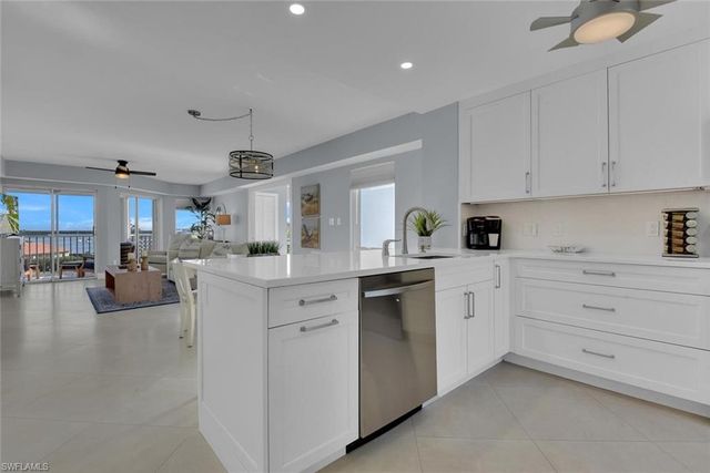 991 Barfield DR 401, Marco Island, FL 34145