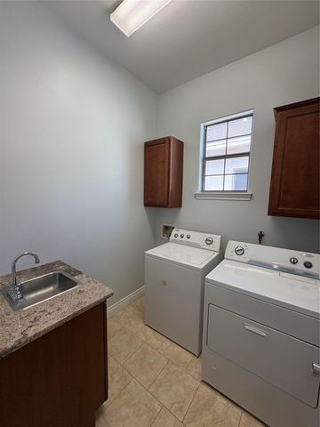 3314 Thomas Kincheon ST, Austin, TX 78745