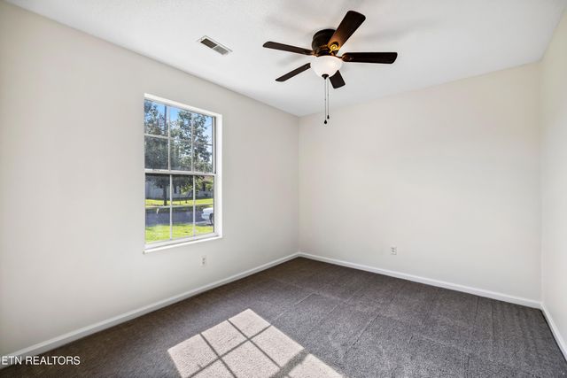 7735 Bellchase Lane, Knoxville, TN 37918