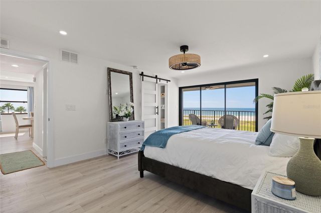1230 GULF BOULEVARD 601, Clearwater, FL 33767