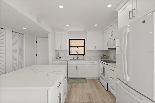 1230 GULF BOULEVARD 601, Clearwater, FL 33767