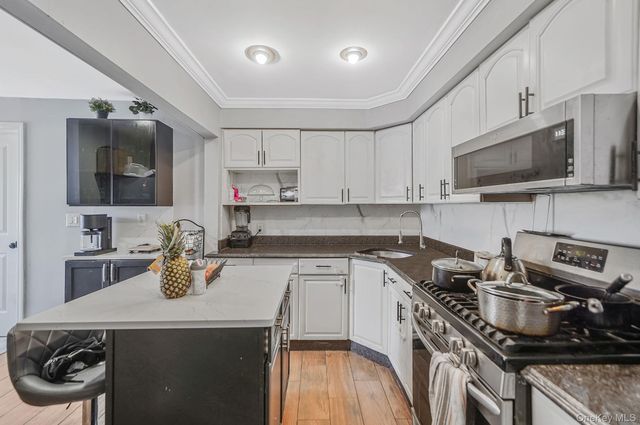 22 Eisenhower Avenue, Brentwood, NY 11717