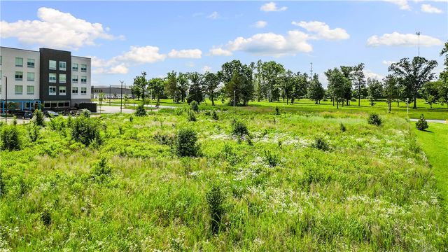 W Poplar Street, Rogers, AR 72758