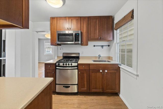 9 N Dearman Street, Irvington, NY 10533