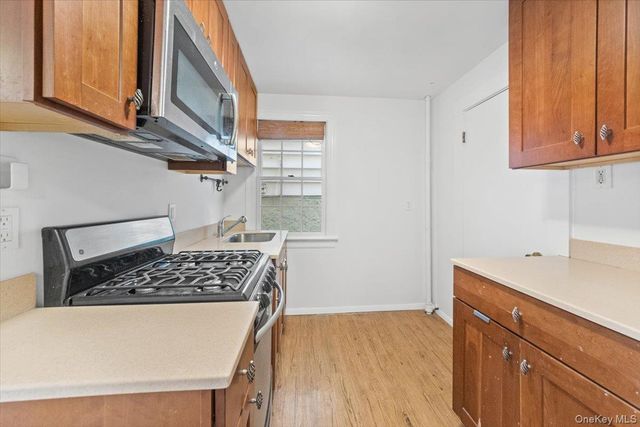 9 N Dearman Street, Irvington, NY 10533