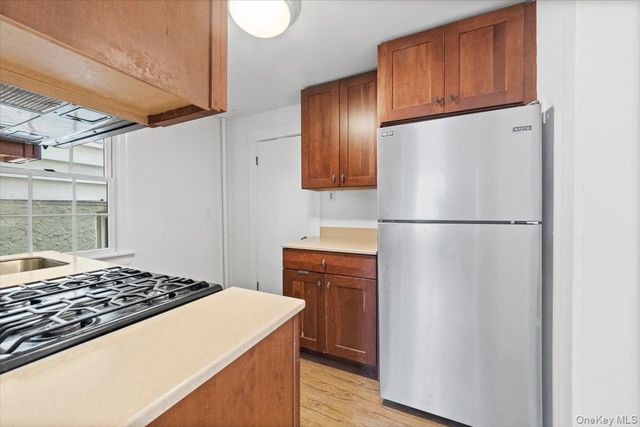 9 N Dearman Street, Irvington, NY 10533