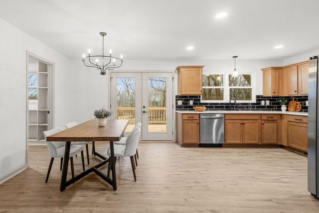 1402 Cagle Rd, Ashland City, TN 37015