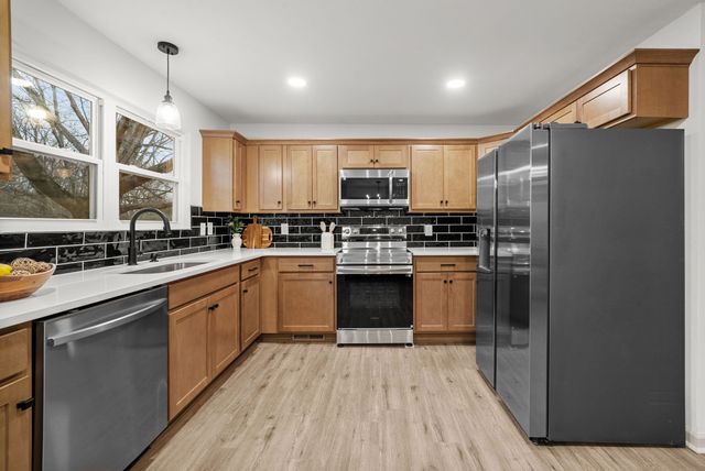 1402 Cagle Rd, Ashland City, TN 37015