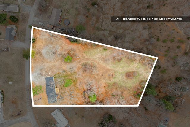 1402 Cagle Rd, Ashland City, TN 37015