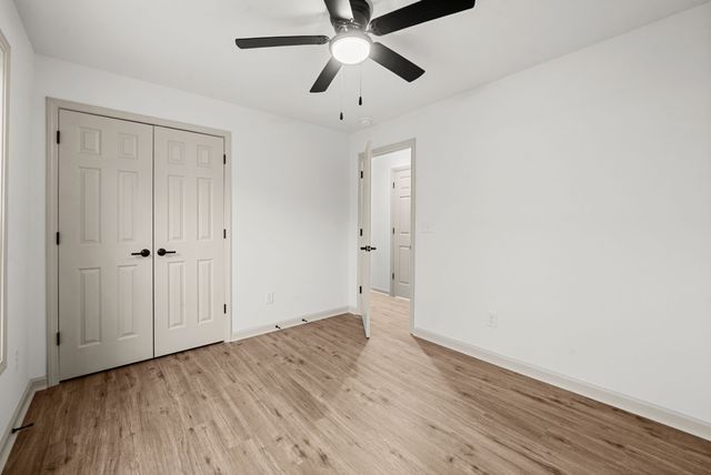 1402 Cagle Rd, Ashland City, TN 37015