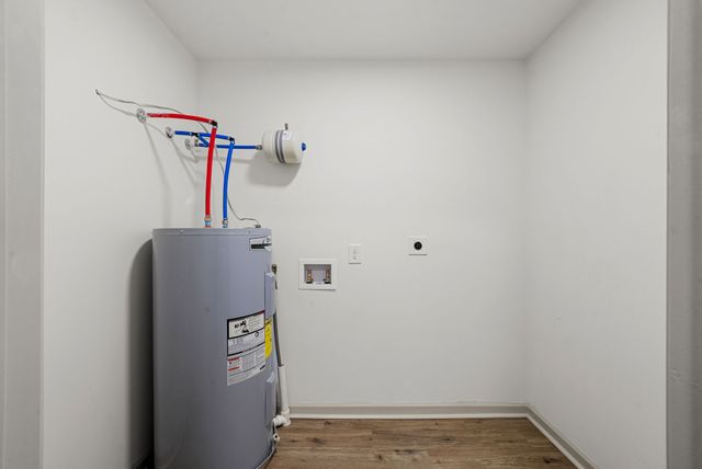 1402 Cagle Rd, Ashland City, TN 37015