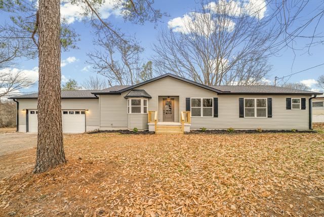 1402 Cagle Rd, Ashland City, TN 37015