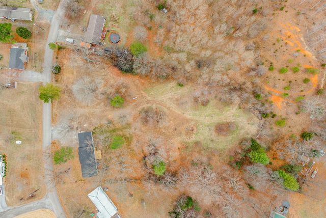 1402 Cagle Rd, Ashland City, TN 37015