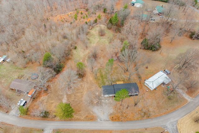 1402 Cagle Rd, Ashland City, TN 37015