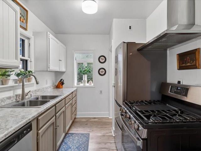 3328 W Kiernan Ave, Spokane, WA 99205