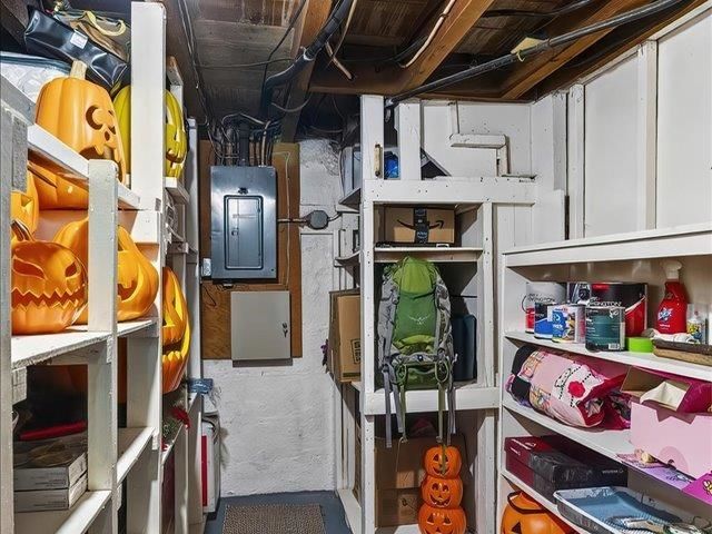 3328 W Kiernan Ave, Spokane, WA 99205