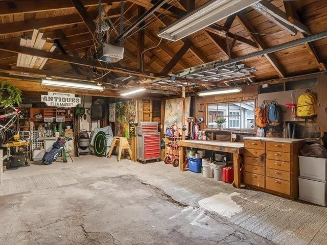 3328 W Kiernan Ave, Spokane, WA 99205