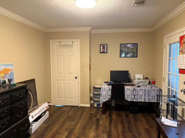 5026 Cave Run Drive, Sugar Land, TX 77459