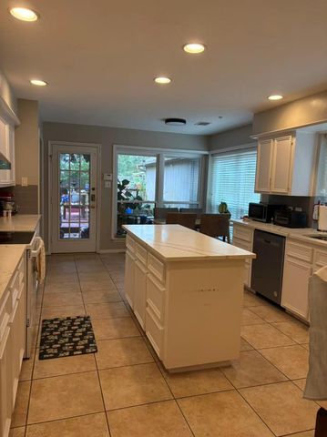 5026 Cave Run Drive, Sugar Land, TX 77459