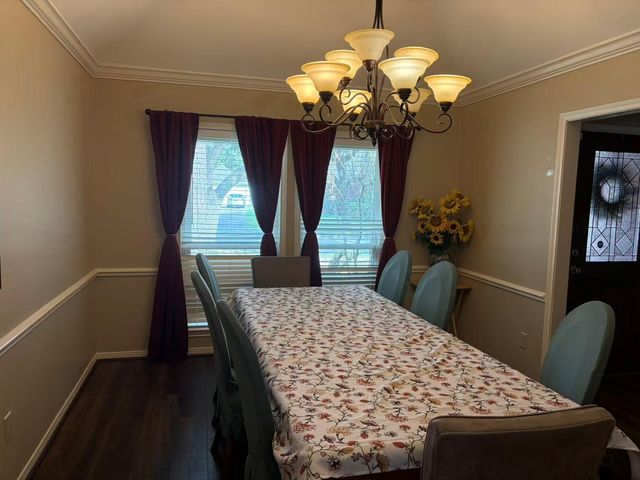 5026 Cave Run Drive, Sugar Land, TX 77459