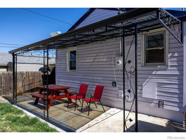 5247 Quitman Street, Denver, CO 80212