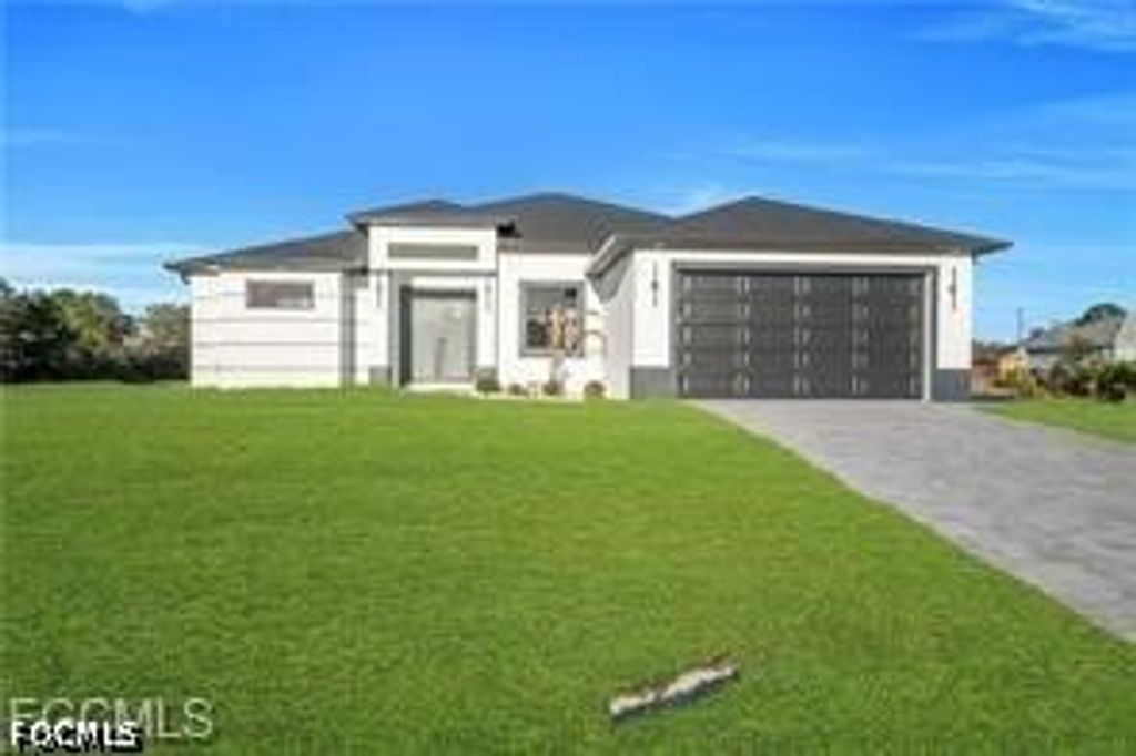 3004 29th ST W, Lehigh Acres, FL 33971