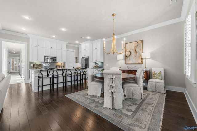 63 Hillcrest Avenue NW, Huntsville, AL 35806