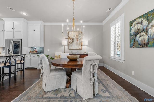 63 Hillcrest Avenue NW, Huntsville, AL 35806