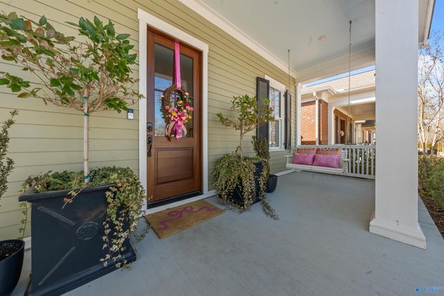 63 Hillcrest Avenue NW, Huntsville, AL 35806