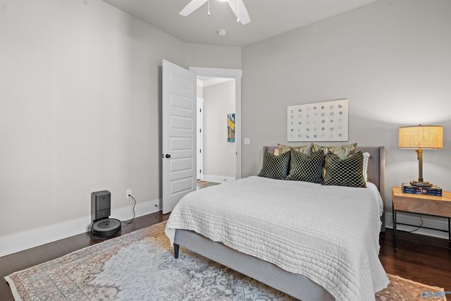 63 Hillcrest Avenue NW, Huntsville, AL 35806