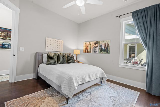 63 Hillcrest Avenue NW, Huntsville, AL 35806