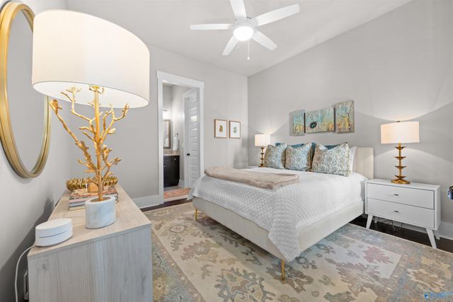 63 Hillcrest Avenue NW, Huntsville, AL 35806