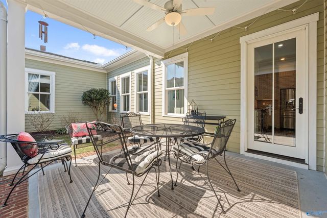 63 Hillcrest Avenue NW, Huntsville, AL 35806