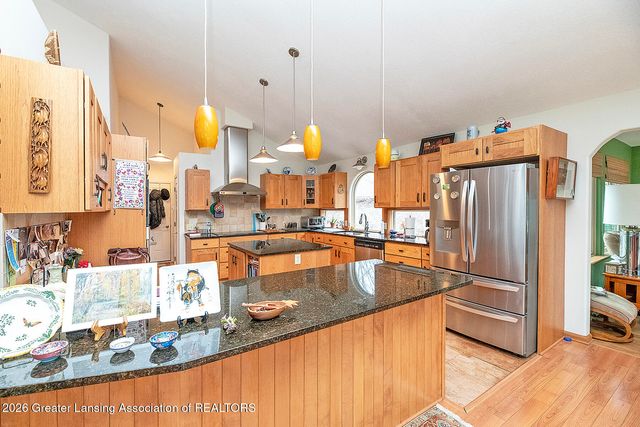 16763 Meadowbrook Drive, Haslett, MI 48840